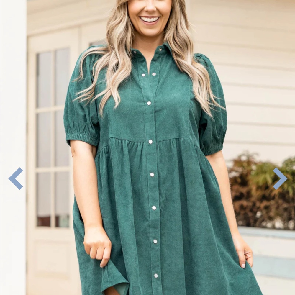 Chase Your Dreams Dress, Hunter Green